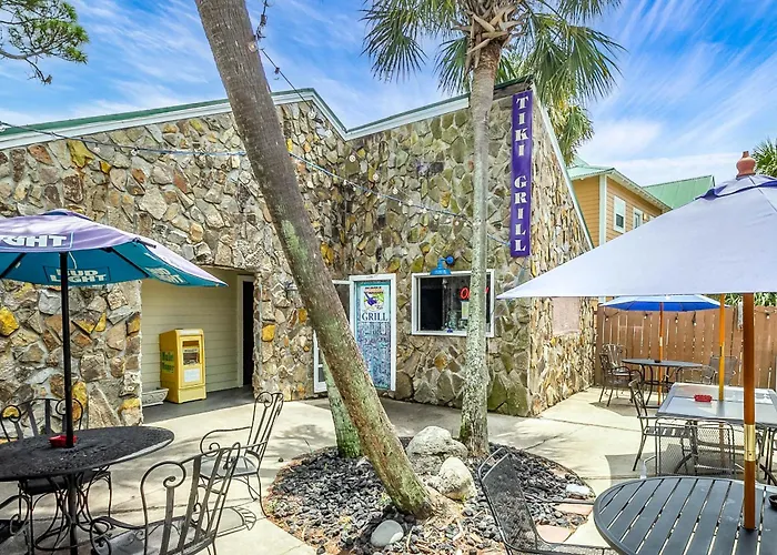 Apartment Purple Parrot 12ad By Pkrm Pensacola
