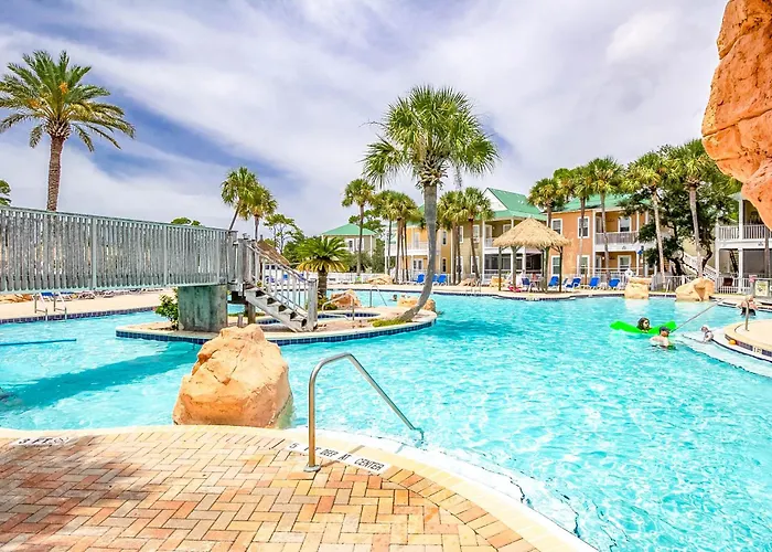 Purple Parrot 12ad By Pkrm Apartment Pensacola